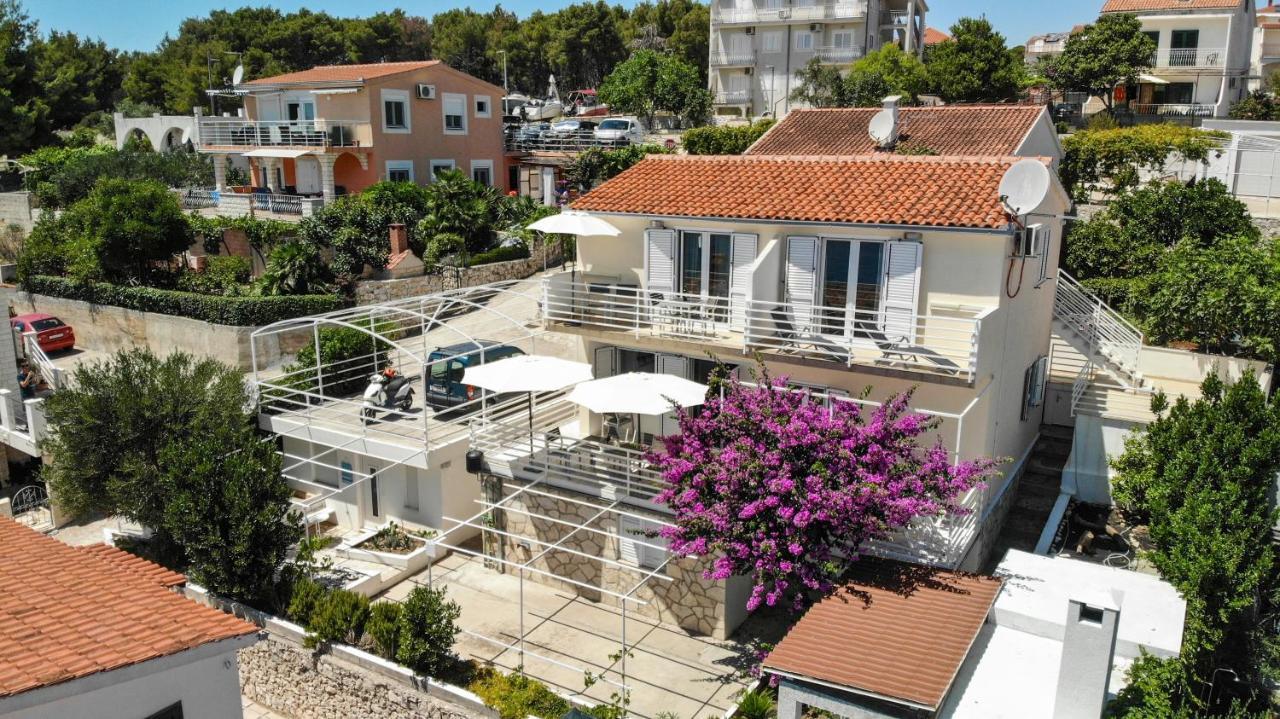 Apartments Lumini Trogir Exterior photo