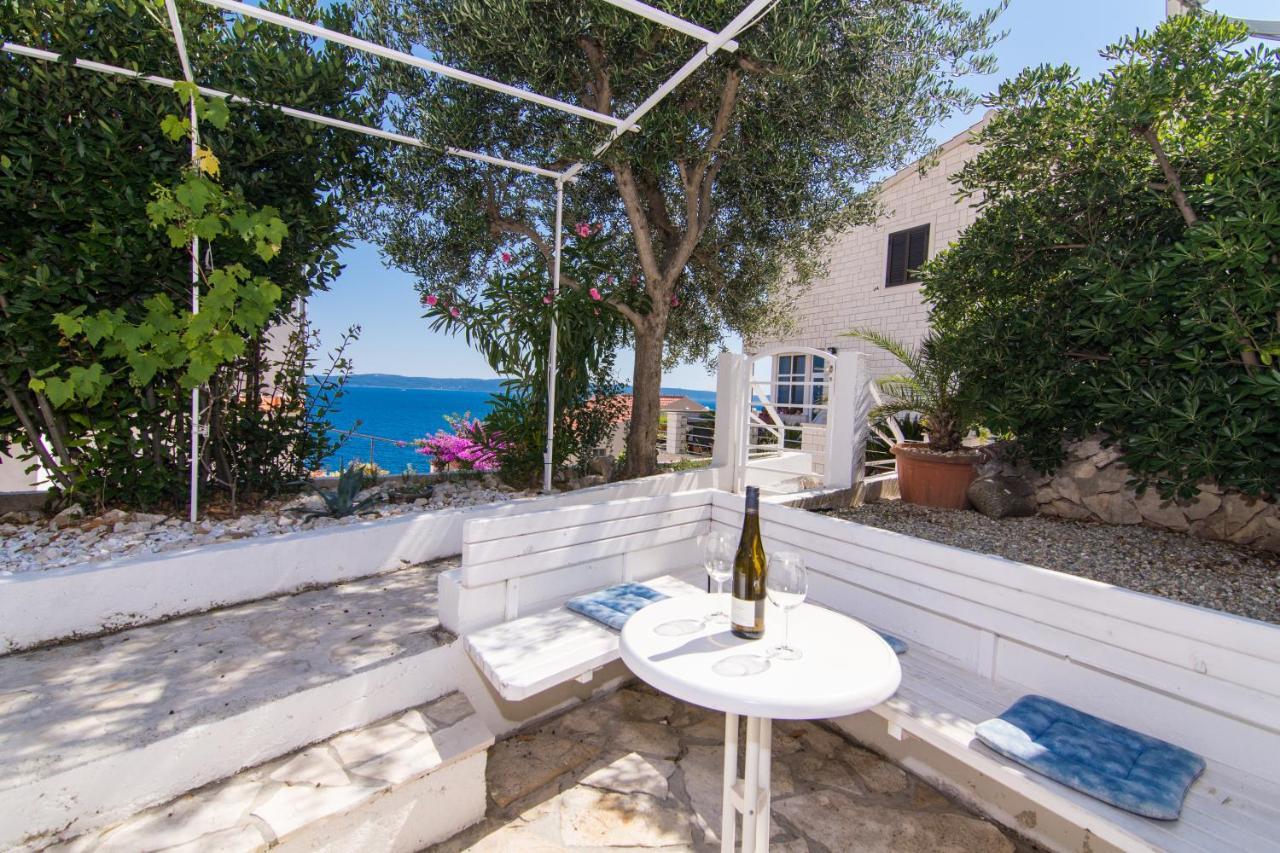 Apartments Lumini Trogir Exterior photo