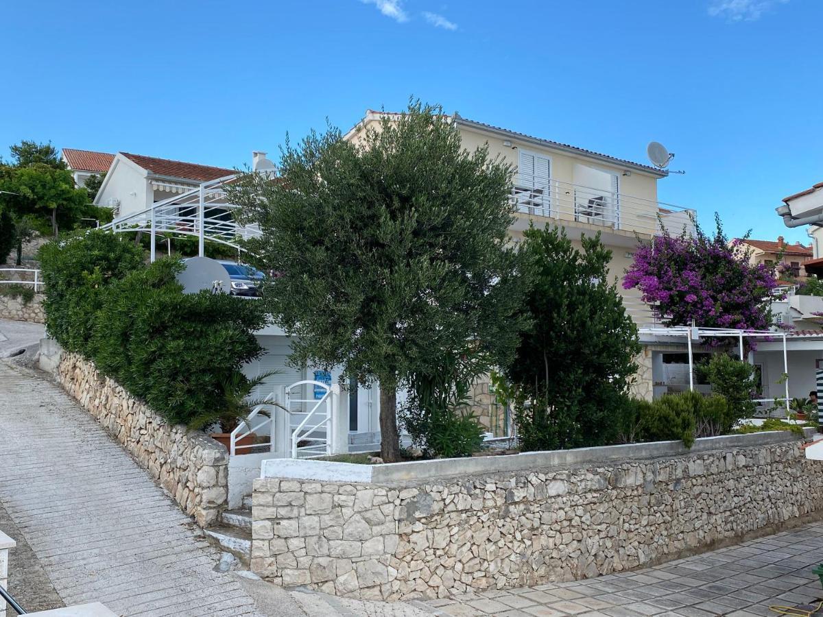 Apartments Lumini Trogir Exterior photo
